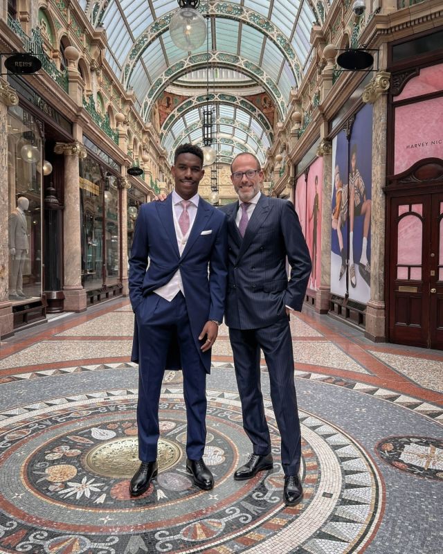 Firpo swaps his boots for suits 💙 💛 Leeds United player, Junior Firpo, trusted the experts @michelsbergtailoring in Victoria Quarter to provide the perfect made-to-measure morning suit for his recent wedding to wife Julia Torralbo. His shoes were also selected from @loakeshoemakers Leeds, finishing off this classic look for his big day. 
Huge congratulations @juniorfirpo3!
