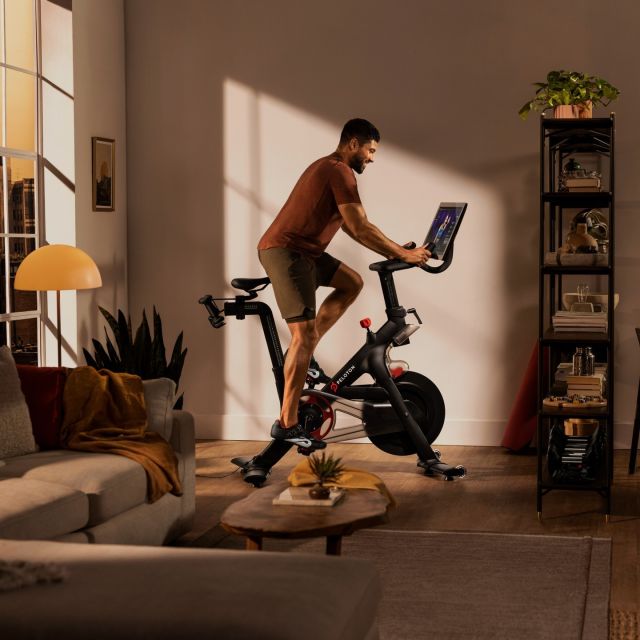 🚲 @onepeloton POP-UP 🚲 If you've always had your eye on a Peloton bike, but never quite 'gone for it', you can try one out this Saturday as the Peloton pop-up returns to Victoria Quarter. The team will be on-had to answer all your questions, have a go on a bike and see how it suits you. If you'd like to discover more about Peloton on the day, simply pop down to the team's larger store in Victoria Gate where they'll take great care in addressing all your fitness needs and goals! Get fit this summer!
