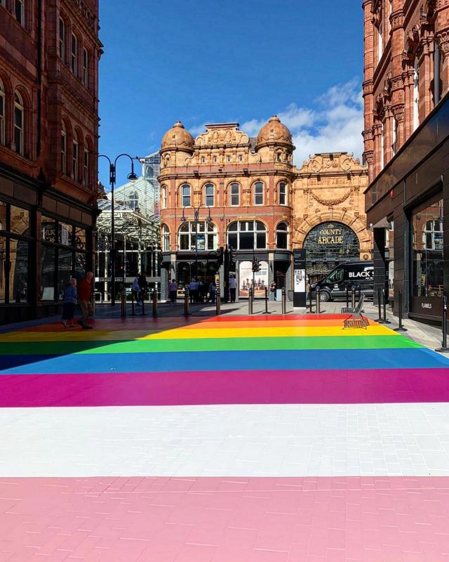 🌈 We’re all ready for #Pride this weekend! 🌈 come and join us this Sunday 7th August on our giant mural for free live music on Sidney Street and watch the Leeds Pride Parade pass by on Vicar Lane. 

📸 Mention us in your photos with #SeeYouOnSidneyStreet and you could be featured on our feed and in our stories! 

It’s going to be a gorgeous, happy day across the city! 🏳️‍🌈☀️

#leedspride #prideparade #leeds #victorialeeds #livemusic #freeevent #lgbtpride #transpride #freeevents #pride2022 #prideinleeds #pride🌈