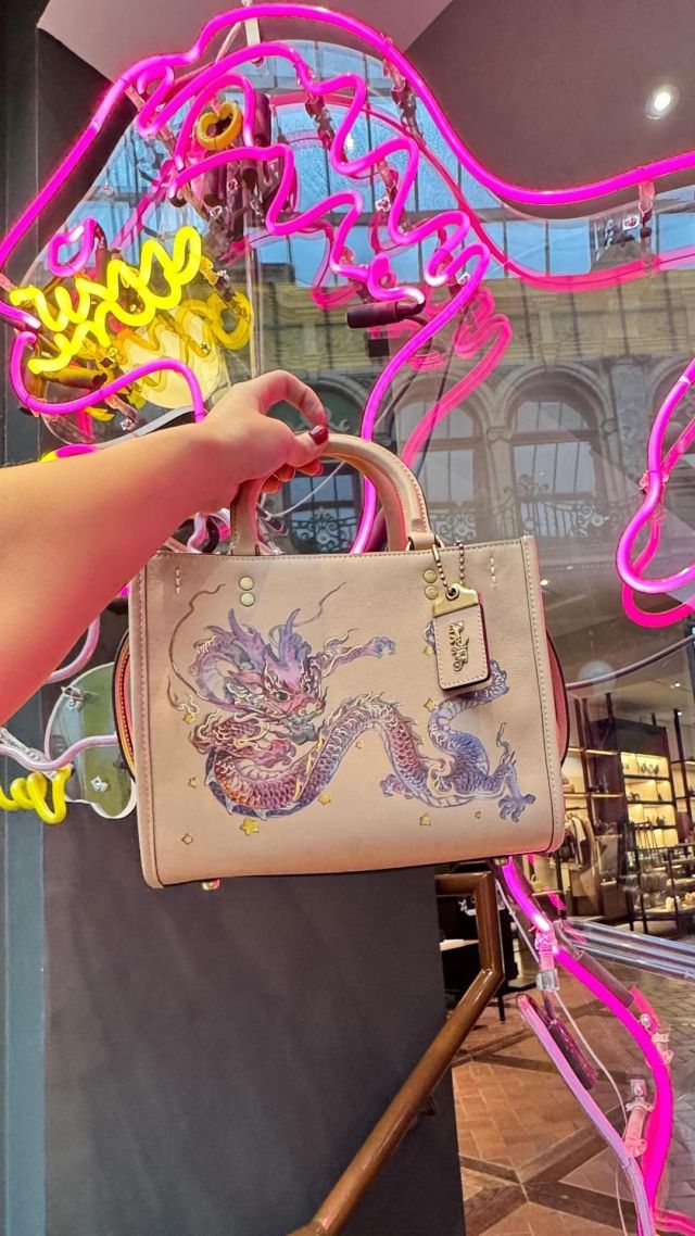 Celebrate the Lunar New Year in style with @coach 🐉

This Saturday & Sunday Coach will be hosting a Lunar New Year party complete with special edition products, festive treats and drinks to enjoy all the while shopping their exclusive range to mark The Year of the Dragon. Pop by from 10am - 6pm Saturday, 11am - 5pm Sunday ✨