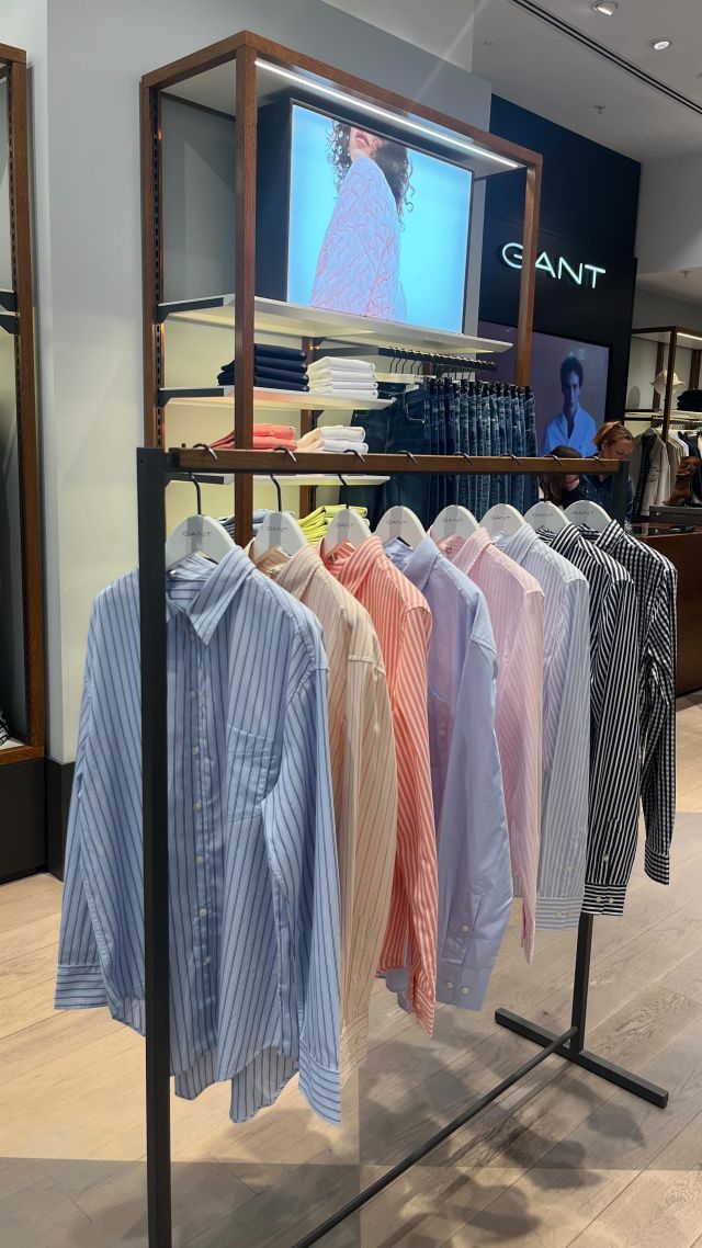 Perfected style from across the pond 🌏

From transitional outerwear, varsity jackets and knits to wardrobe essentials like the perfect shirt and preppy chinos. Whatever the occasion explore the latest men’s and women’s ranges inside @gant 

📍S33 Victoria Gate