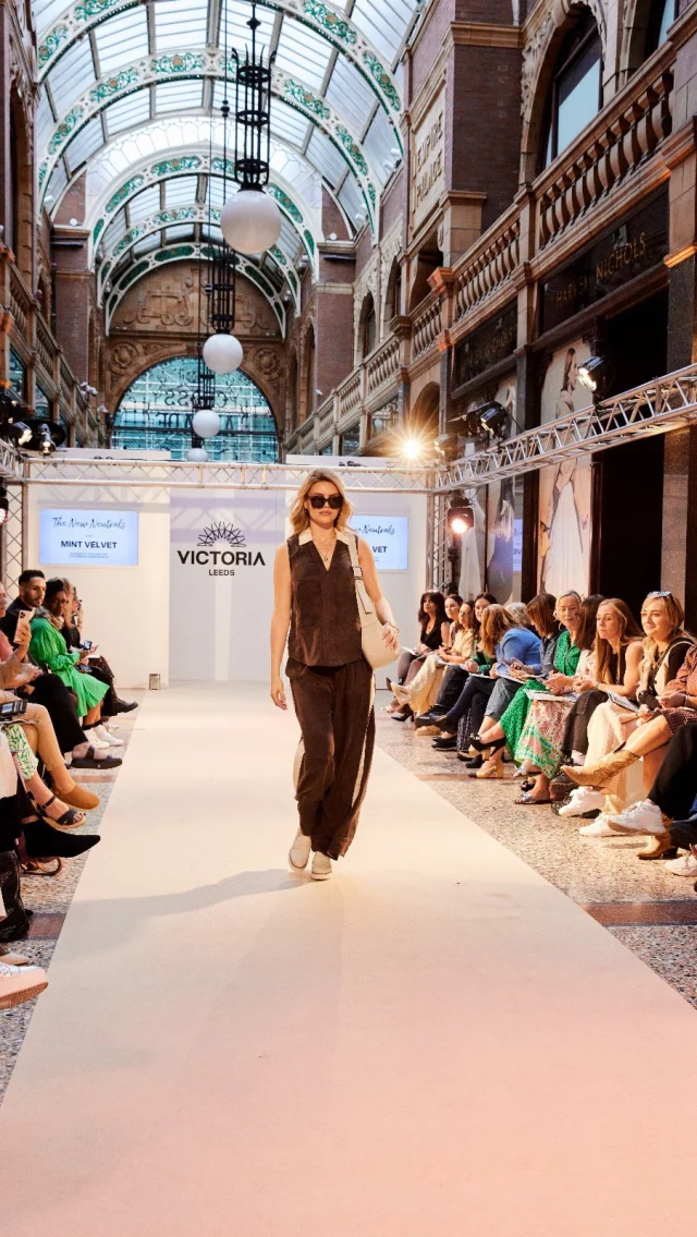 It feels like summer with these holiday fashion moments from our Victoria Leeds Fashion Show☀️

From our scenes: serenity shore, grandstand glamour, timeless motion and after hours, we’re spoilt for choice! 

Find the looks from our show in our stores and grab those summer trends for yourselves! ✨