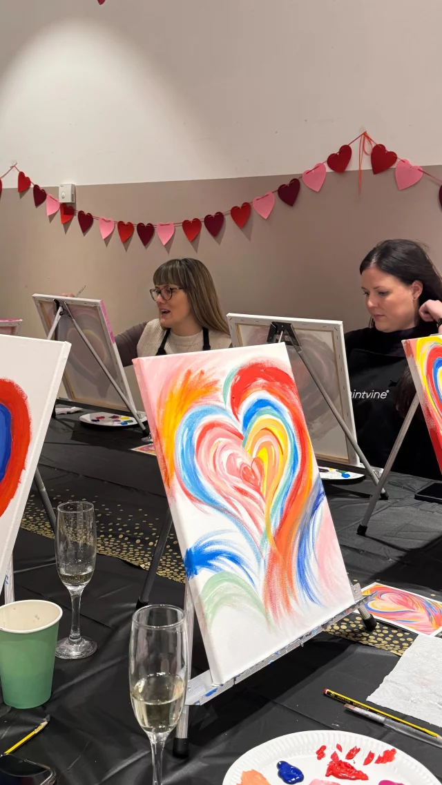 Looking for something to do with your friends this summer?

@johnlewis are hosting another fabulous Paint & Sip event in August, think acrylic, fizz, friends and all around good vibes ✨

With multiple dates available, paint to canvas as you enjoy a glass of fizz and create something beautiful!

Book your session through the link in our bio, tag who you’d bring!🎨