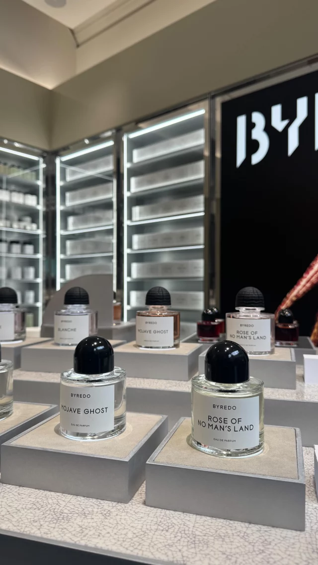 @officialbyredo has landed in Victoria Quarter! ✨

This is a regional debut for the brand, choosing Victoria Quarter as its first store outside of London, like many- we’re so excited they’re here! 

Byredo produces luxury fragrances, leather goods and accessories, drawing inspiration from the Founder Ben Gorham’s multicultural background from Sweden. 

Open today, pay a visit to their beautiful new store!