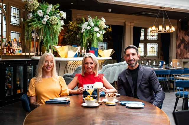 🍾Episode 5 of @stylearcadespodcast is now live! 

This one is a really exciting episode, another must-watch for those food lovers!

Our host @michelleeagletonofficial met with the incredible Oscar Akgul, CEO and Co-Founder of @thecutandcraft and Creator @_lifeinleeds to dive into the world of fine dining secrets, the importance of content creators within hospitality and the design of the beautiful restaurant including it’s menu!

We filmed this episode in the stunning mezzanine inside The Cut & Craft restaurant in Victoria Leeds, if you haven’t visited already- you need to!✨

Stream the full episode on YouTube or through the link in our bio, let us know your favourite moment🥂