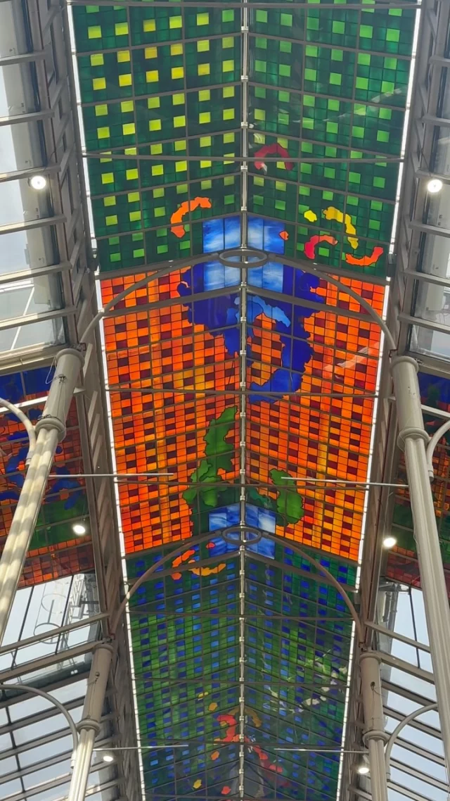Next time you are in Victoria Quarter, look up!☀️

We’re so lucky to have the largest stained glass art in Europe within our centre, beaming with history and beauty. 

We’re paying tribute to the amazing Sir Brian Clarke, the inspiring artist behind this breathtaking piece, who sadly passed away recently. 

So, next time you’re walking through Victoria Quarter, pan your eyes upwards! ✨