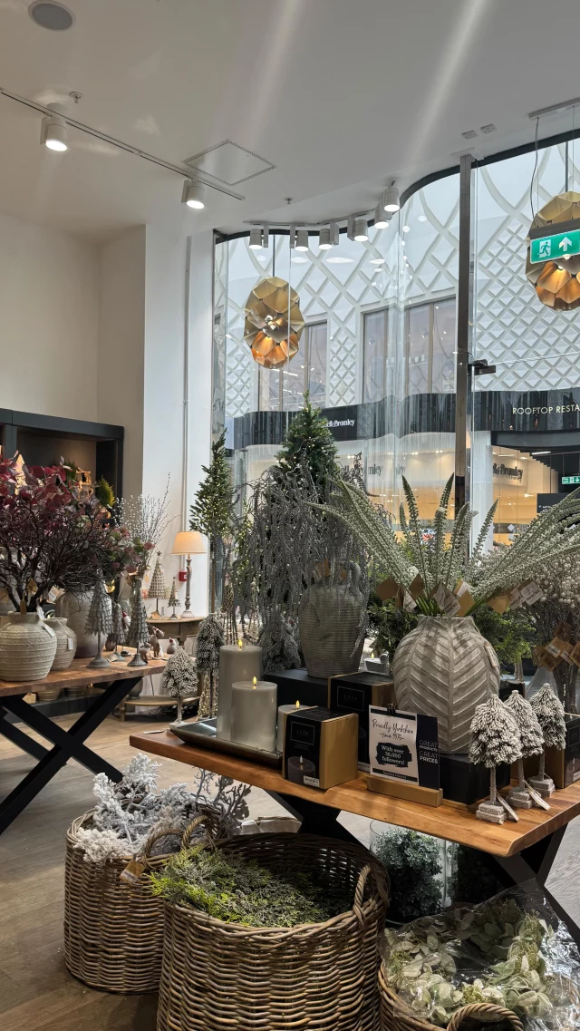 Step into the Christmas spirit with our new @baytree_interiors store in Victoria Gate! ✨

It’s never too early for festivities with the gorgeous home decor pieces from Baytree, unwrap beautifully crafted gifts, seasonal accents and sparkling decorations in their new store! 

Trust us, you’ll never want to leave🤩