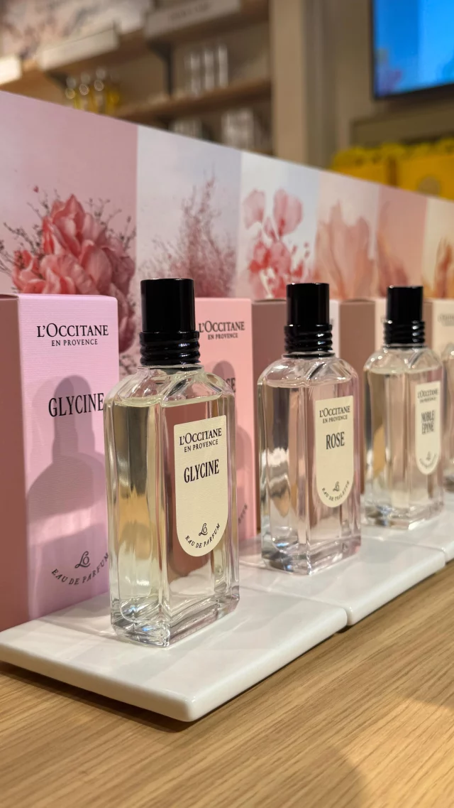 We’re in pastel heaven at @loccitane_uk with their new reimagined fragrance collection 💛🌸

Each beautiful bottle contains a symphony of scents, harmonising either floral, fruity or woody and spicy notes.

Not sure which fragrance is best for you? You can also discover your signature scent in their Victoria Quarter store, brought to life in a scented hand massage!

Comment below your favourite fragrance ✨
