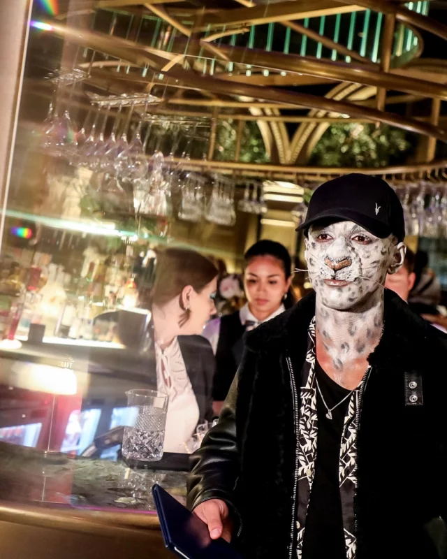 🥂We’ve spotted our Curious Characters taking a bite…

Step into the season with flavours worth celebrating.

From festive meals at @uyare.leeds to elegant dining at @the_ivy_collection and indulgent moments at @thecutandcraft , Victoria Leeds is the place to savour every occasion.