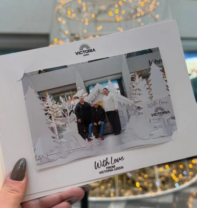 It’s your final weekend to visit our Snowland Storybook!

If you haven’t taken your Christmas portrait yet, now’s the perfect time. So many beautiful moments have been shared, we’d love to see yours too.

Share your photo and tag @victorialeeds_ with #YourChristmasStoriesTold to enter our VIP goodie bag competition before it closes this weekend! 🎁🎄