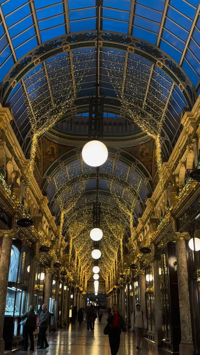 🎄Christmas through our eyes…

⏱️A reminder that we are open 10am-7pm today, 9am-5pm Christmas Eve, closed on Christmas Day and open 10am-6pm Boxing Day.