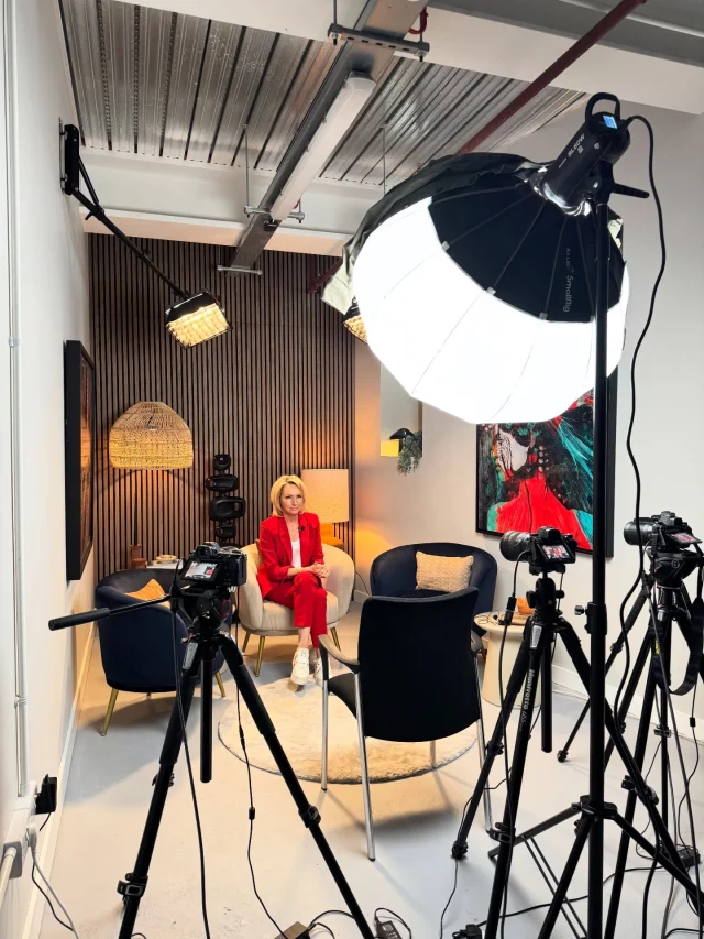 Wow, what a year! In 2025 we launched the @stylearcadespodcast , hosted by none other than @michelleeagletonofficial ✨

We’ve welcomed 20 incredible guests into the studio and heard exclusives from 11 premium brands in Victoria Leeds. 

From launching with @missomalondon , sharing celeb gossip with @allertons.online , dining in style with @thecutandcraft and @uyare.leeds to celebrating Christmas with @moltonbrown and many more- Style Arcades is your gateway to luxury style and insider knowledge from your favourite brands🥂

A huge thank you to @northhomeuk , @johnlewis and @castlefineart for supporting our studio this year!

You can stream all episodes on YouTube, Spotify, Apple or Amazon (click the link in our bio!)

Let us know who you want to hear from next! Tag them below⤵️