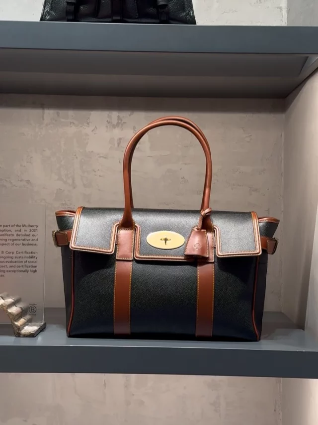 New year, new bag… or at least that’s the excuse we’re using! 👜

Meet the bags we’re carrying into 2026 spotted in Victoria Leeds, from everyday classics to a more refined statement piece- we’re in love!

@mulberryengland 
@carvela 
@modainpelle 
@ralphlauren