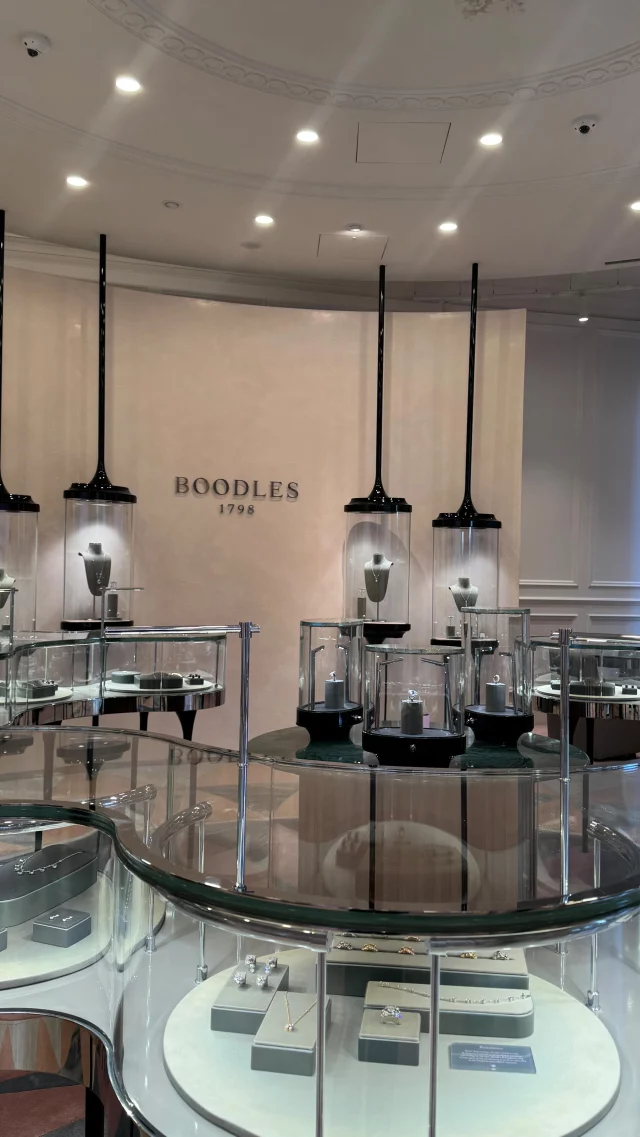 @boodles is a girl’s best friend💎

Explore Boodles’ newly refurbished boutique with champagne in hand 🥂Discover their iconic collections from Raindance to Be Boodles - plus the most beautiful heart-shaped diamonds perfect for Valentine’s Day!

💍Experience the Boodles way, visit their showroom in Victoria Quarter!